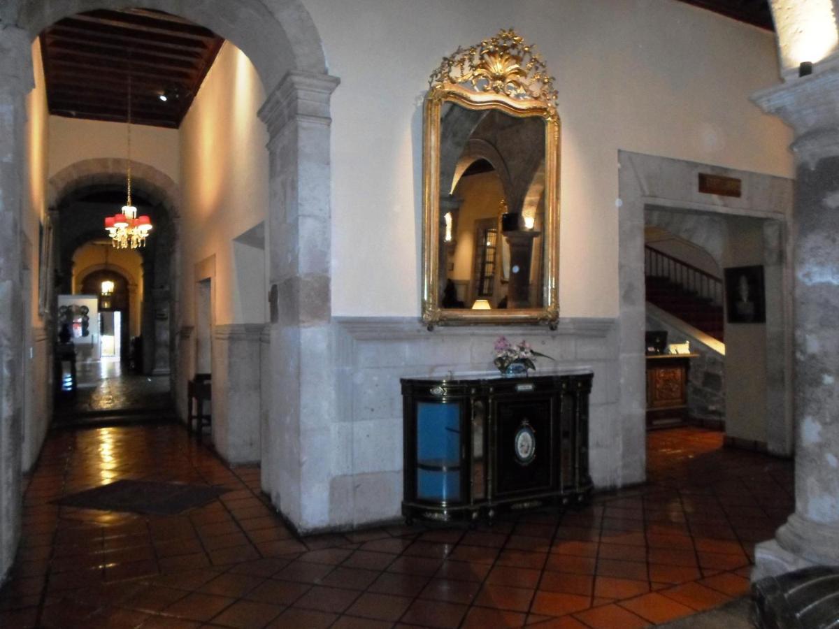 Отель Virrey De Mendoza Морелия Экстерьер фото