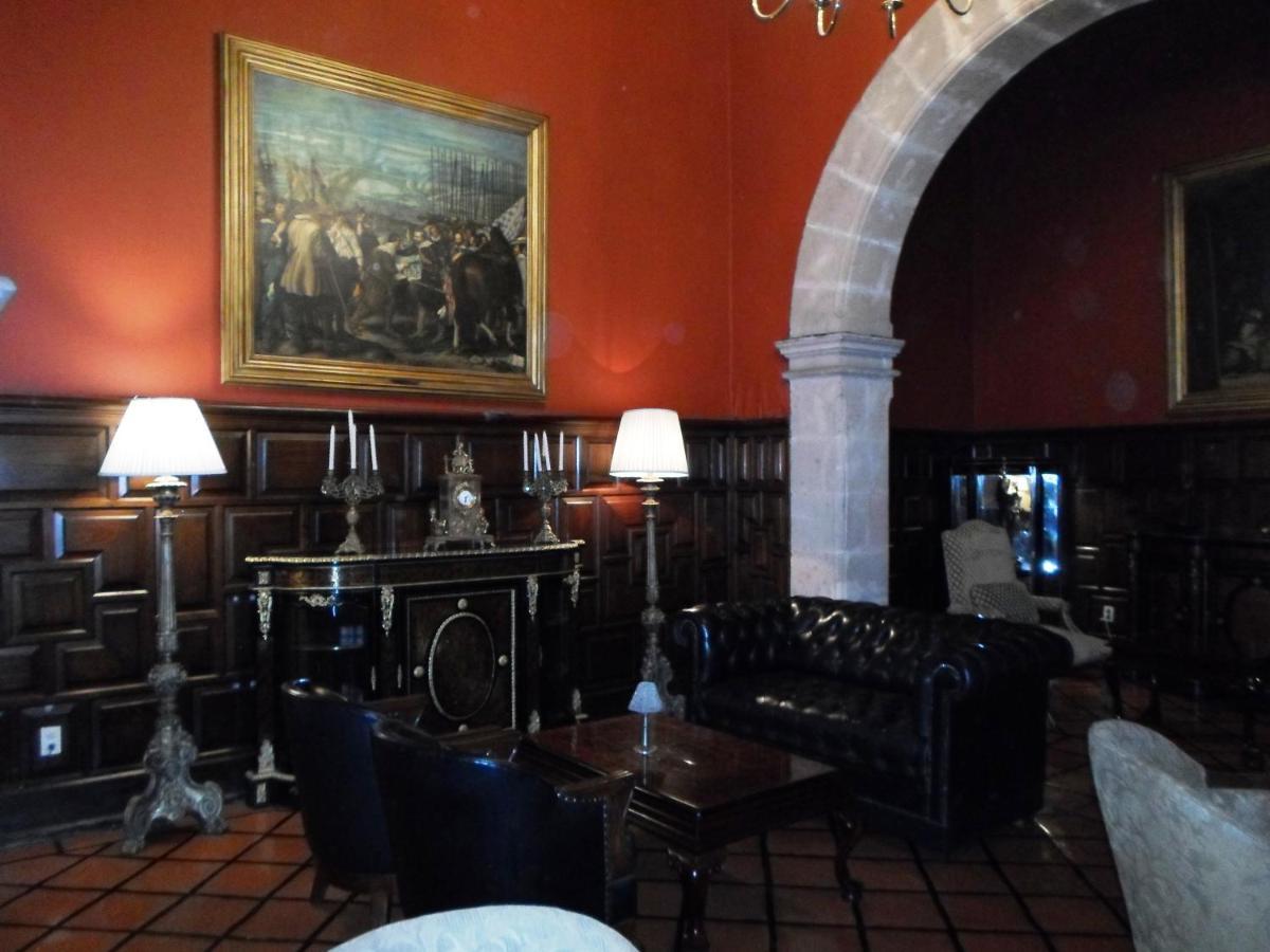 Отель Virrey De Mendoza Морелия Экстерьер фото